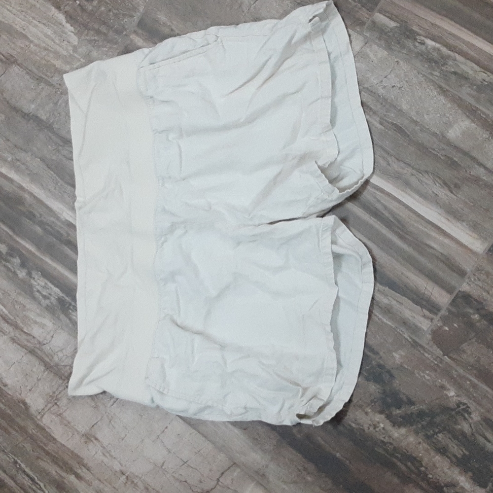 Great Expectations size extra large maternity shorts